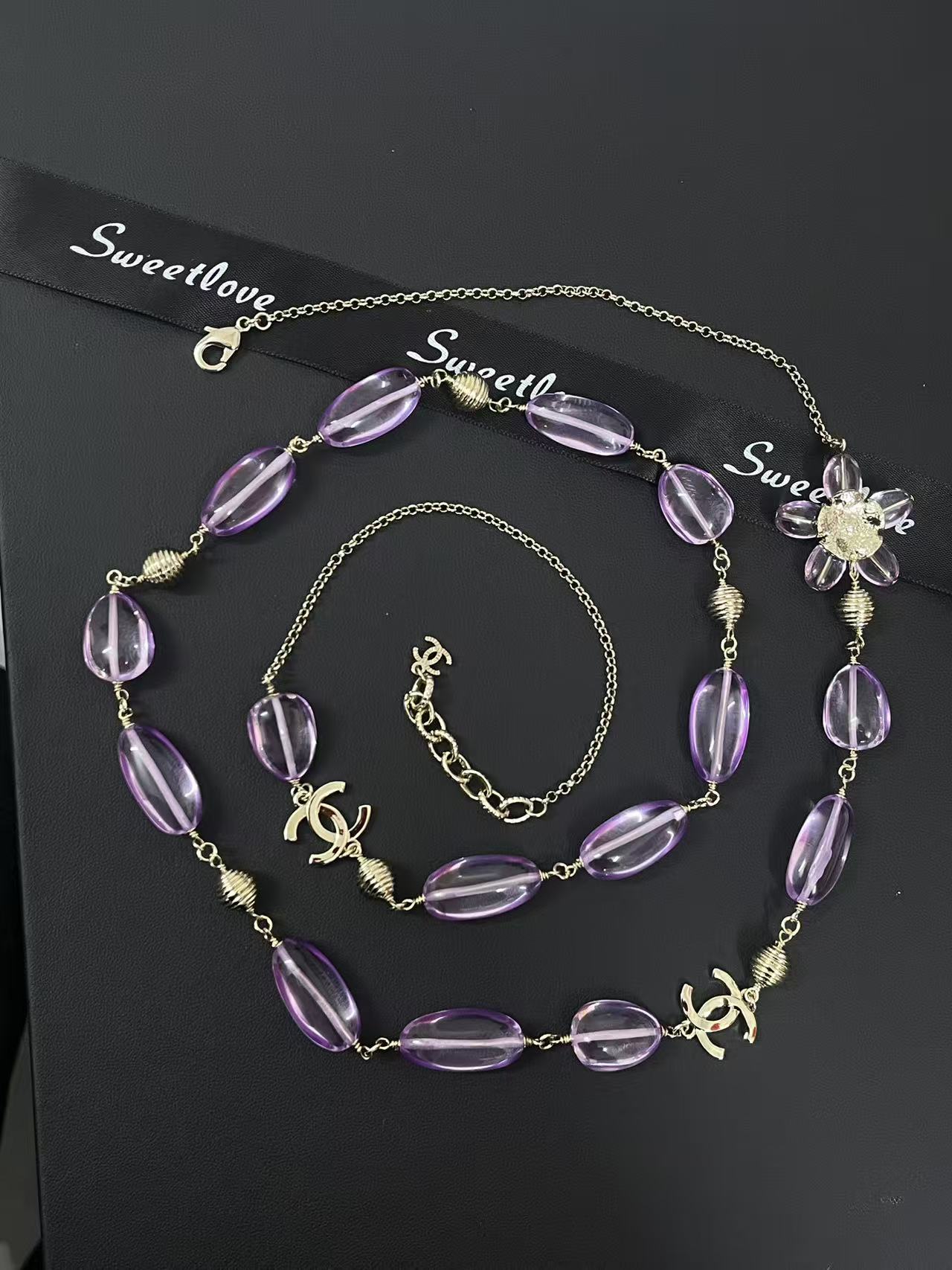 Classic Pearl Choker