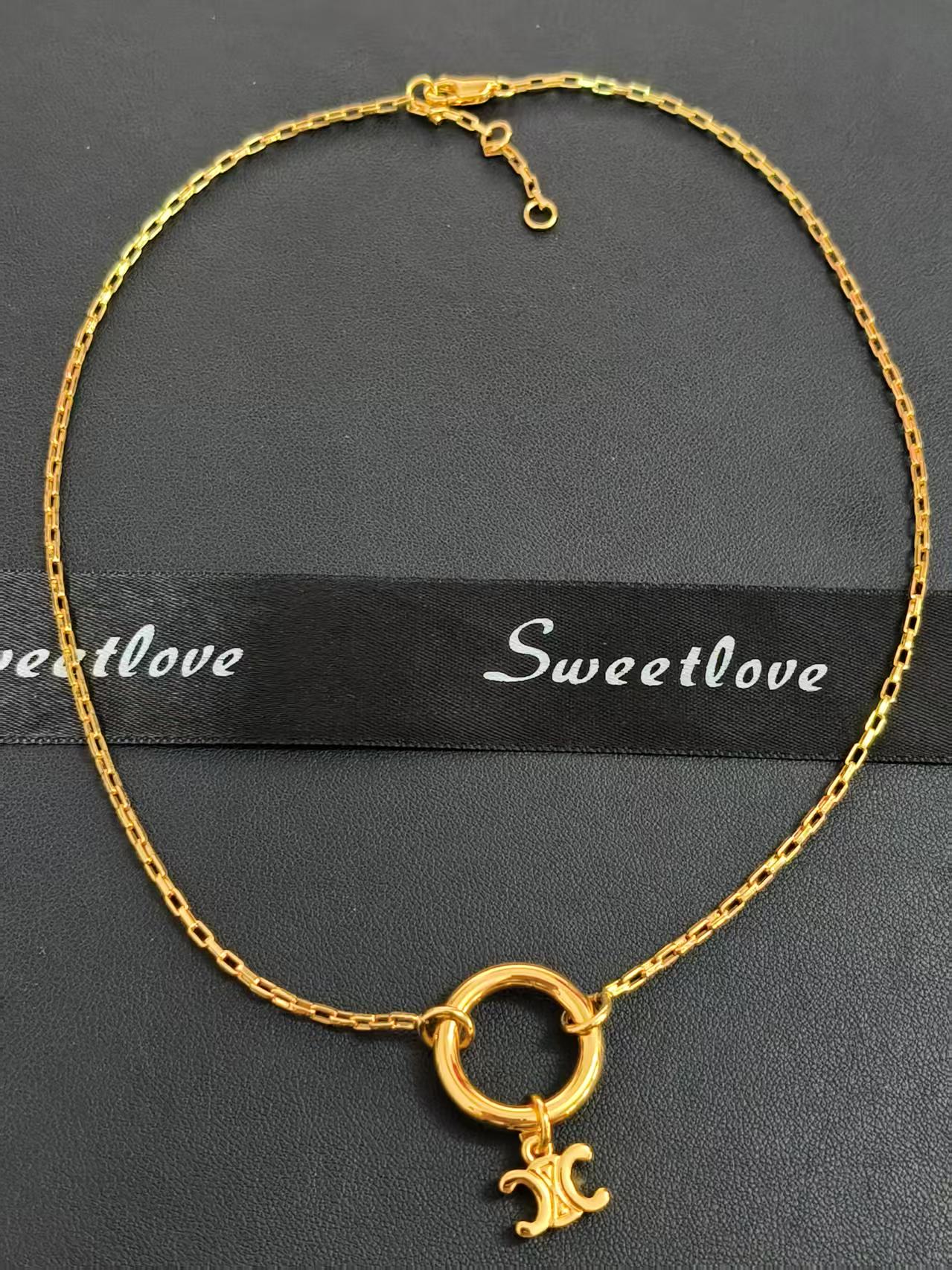 Medallion Necklace