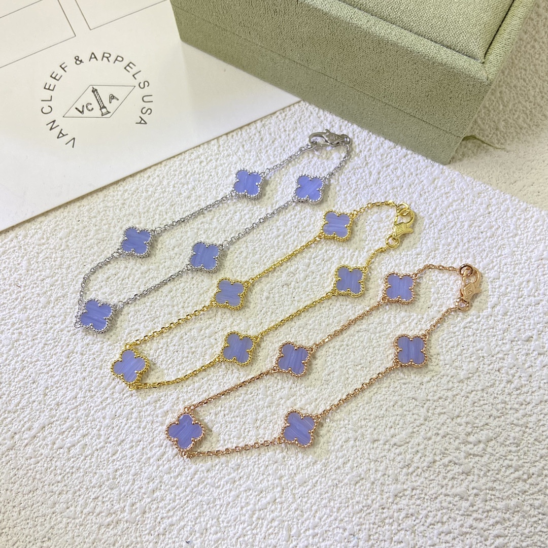 VCA Bracelet 41