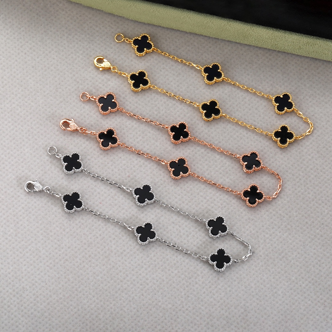 VCA Bracelet 85